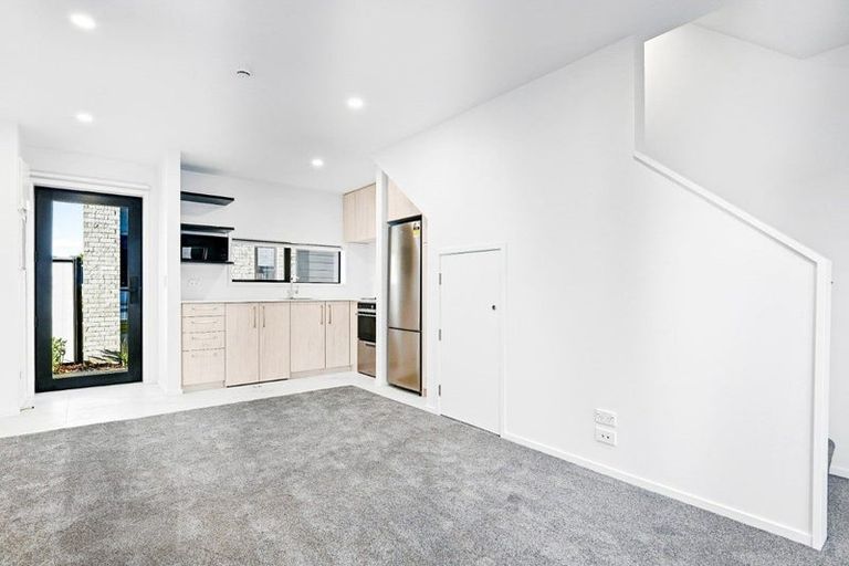 Photo of property in 3/4 Taramea Place, Addington, Christchurch, 8024