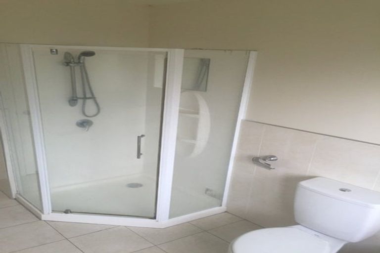 Photo of property in 31 Carrick Glen Avenue, Flat Bush, Auckland, 2019