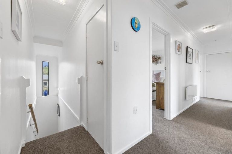 Photo of property in 8 Clariton Avenue, Green Island, Dunedin, 9018