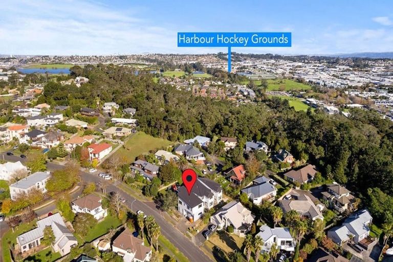 Photo of property in 13 Bushlands Park Drive, Albany, Auckland, 0632
