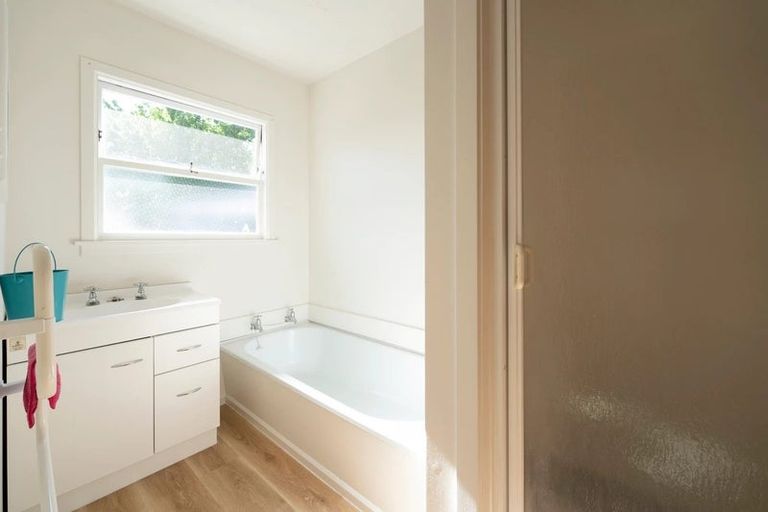 Photo of property in 2/2 Greenpark Street, Hoon Hay, Christchurch, 8025