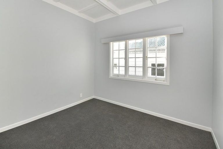 Photo of property in 1 Mary Keane Lane, Parakai, 0830