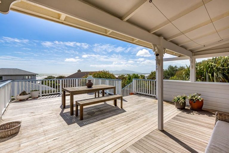 Photo of property in 3 Sand Track, Paekakariki, 5034