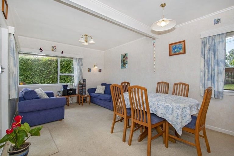 Photo of property in 9 Commins Road, Onerahi, Whangarei, 0110