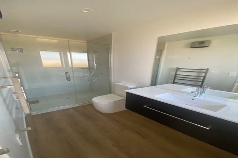 Photo of property in 19 Gemstone Place, Rolleston, 7615