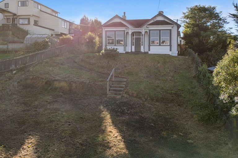 Photo of property in 39 Argyle Street, Mornington, Dunedin, 9011