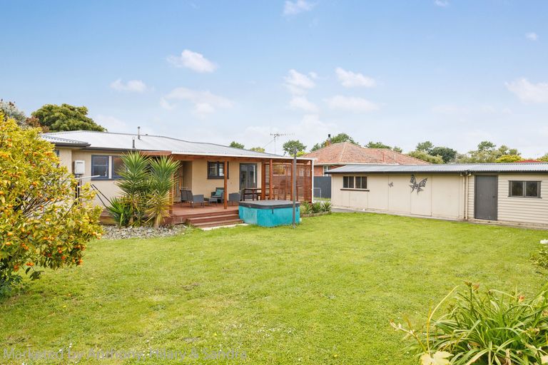 Photo of property in 12 Nottingham Avenue, Awapuni, Palmerston North, 4412
