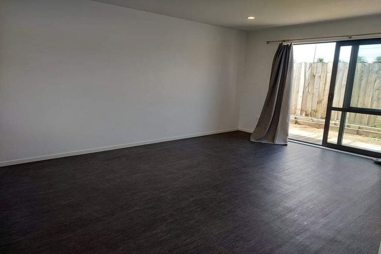 Photo of property in 110 Gloucester Road, Manurewa, Auckland, 2102