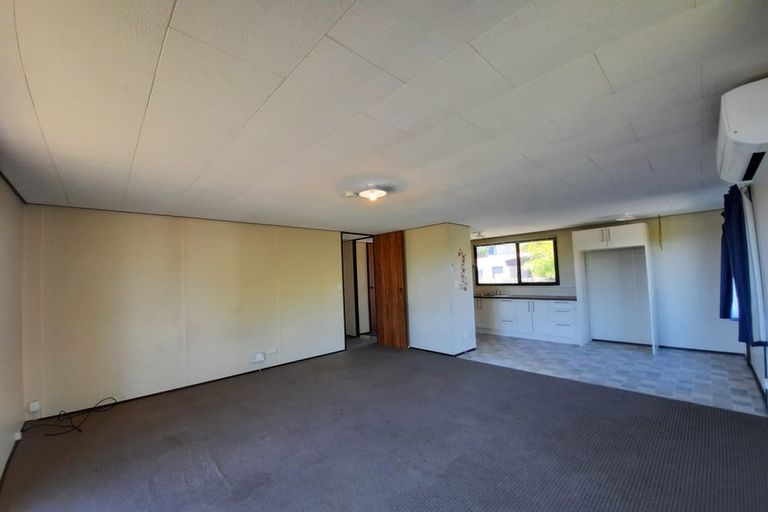 Photo of property in 79a/1 Colwill Road, Massey, Auckland, 0614