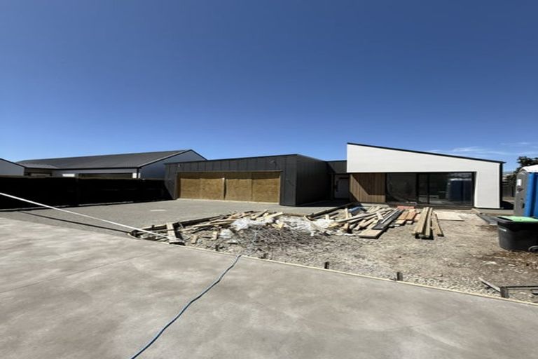 Photo of property in 120 Aorangi Road, Bryndwr, Christchurch, 8053