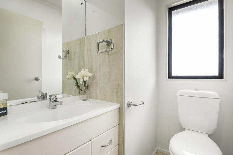Photo of property in 44 Killybegs Drive, Pinehill, Auckland, 0632