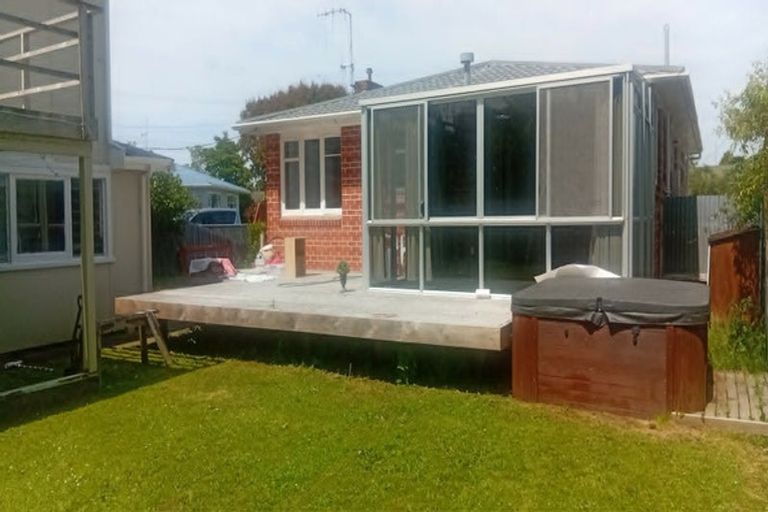 Photo of property in 9 Ilford Place, Awapuni, Palmerston North, 4412