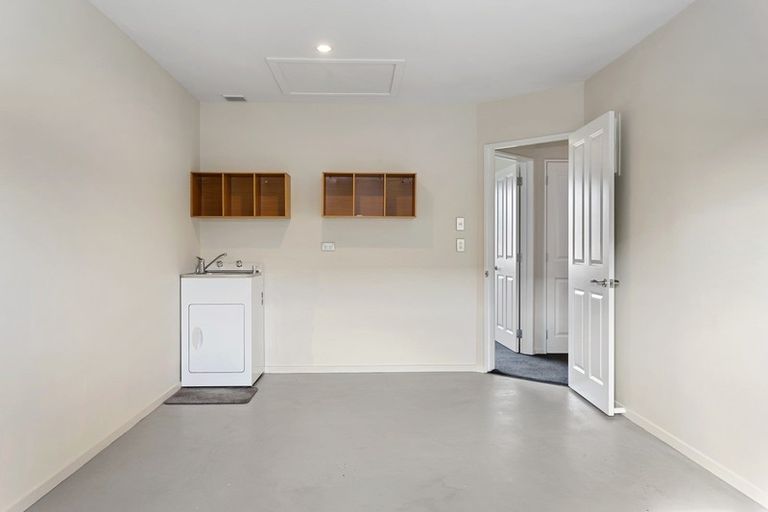 Photo of property in 3 Reeves Road, Rangiora, 7400