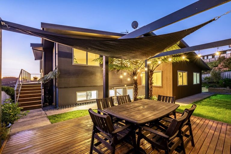 Photo of property in 22 Ships Cove, Whitby, Porirua, 5024