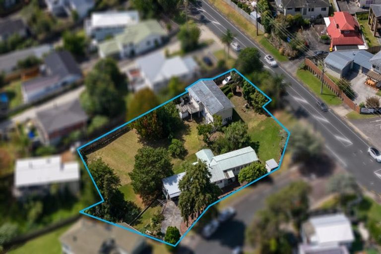 Photo of property in 646 Beach Road, Browns Bay, Auckland, 0630