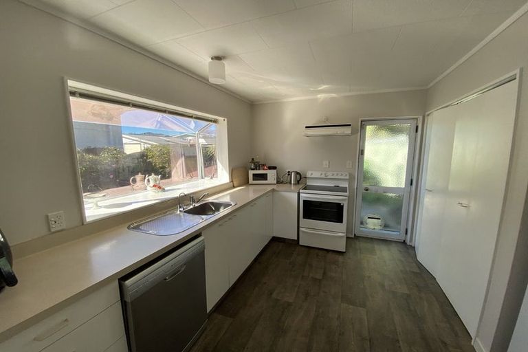 Photo of property in 2 Durham Street, Stoke, Nelson, 7011