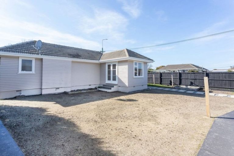 Photo of property in 6 Reginald Street, Burwood, Christchurch, 8083