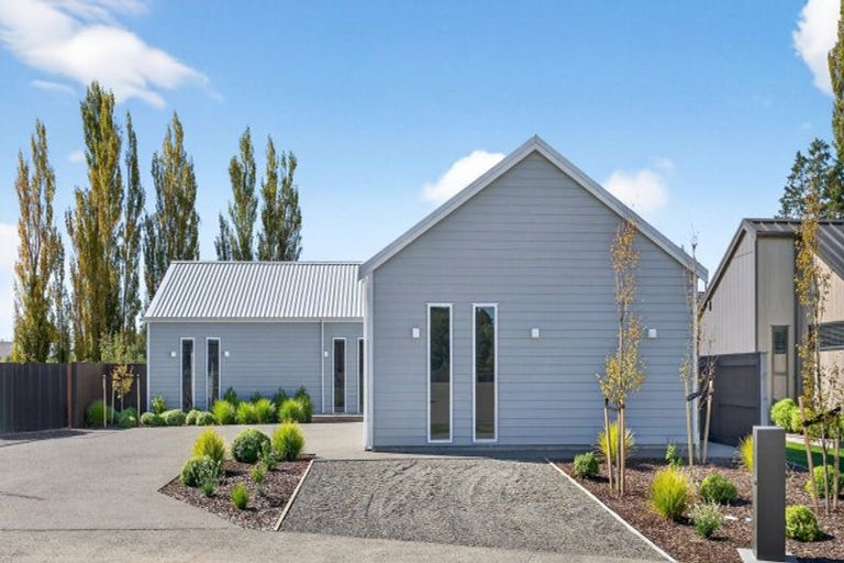 Photo of property in 38 Orchard Road, Greytown, 5712