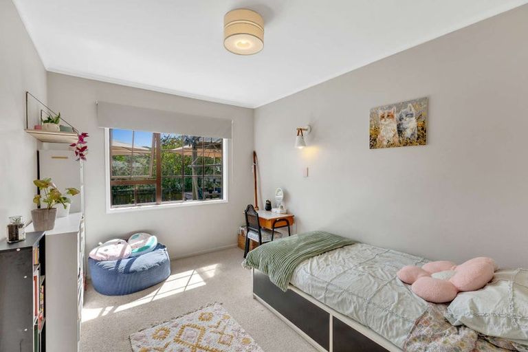 Photo of property in 91 Awaroa Road, Helensville, 0800