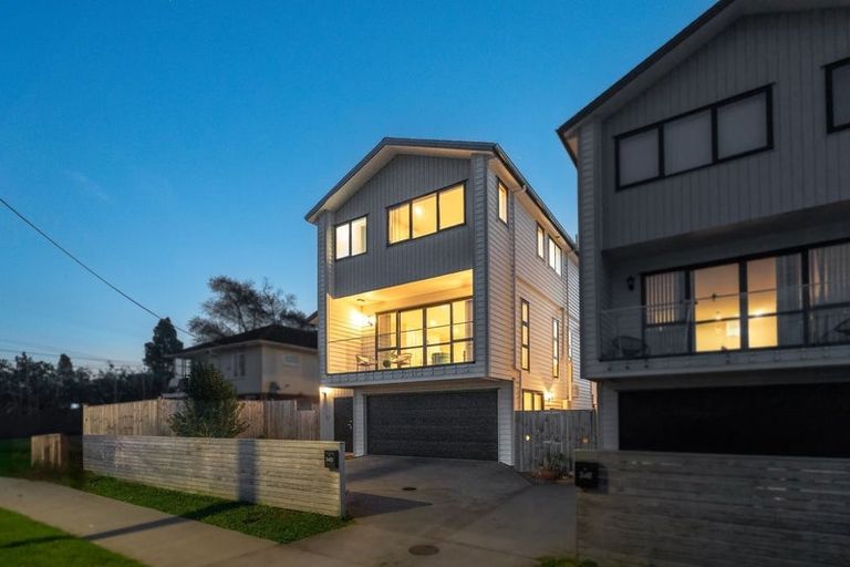 Photo of property in 34d Nikau Street, New Lynn, Auckland, 0600