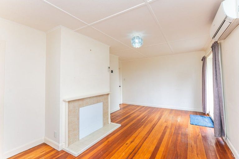 Photo of property in 10 Matene Place, Otaki, 5512