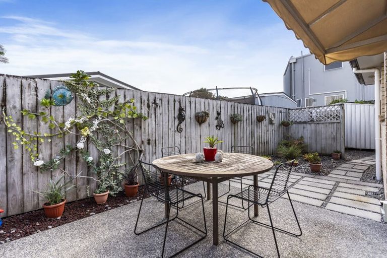 Photo of property in 56a Florence Avenue, Orewa, 0931