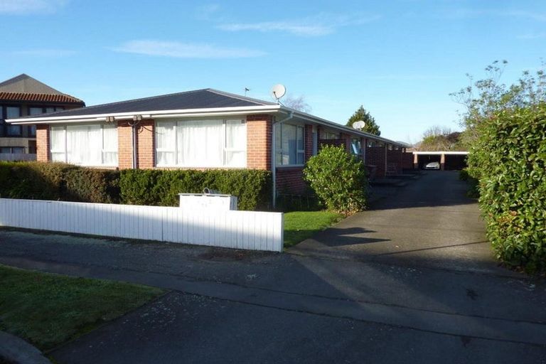 Photo of property in 2/13 Nelson Street, Riccarton, Christchurch, 8011