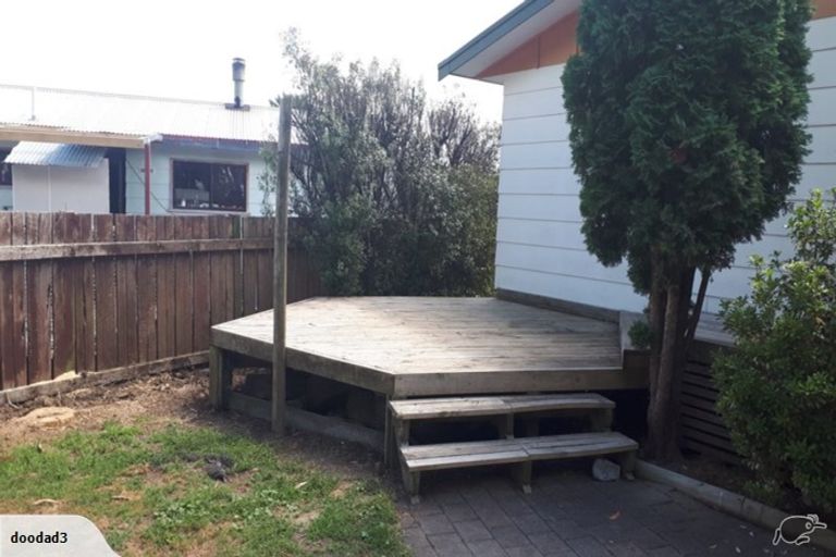 Photo of property in 21 Holt Place, Waipukurau, 4200