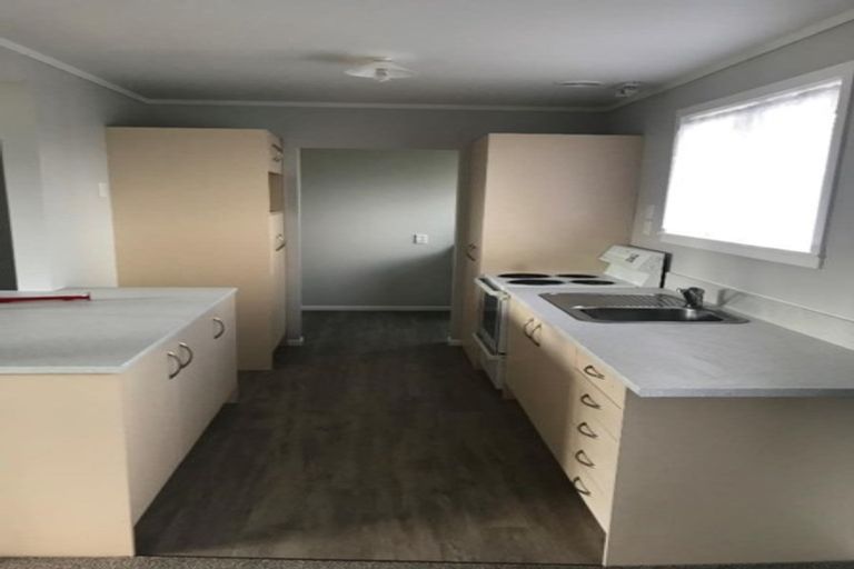 Photo of property in 11 Waitahanui Avenue, Taupo, 3330