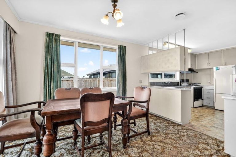 Photo of property in 15 Kingsley Street, St Andrews, Hamilton, 3200