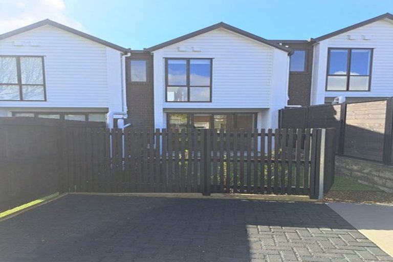 Photo of property in 20a Flaxdale Street, Birkdale, Auckland, 0626