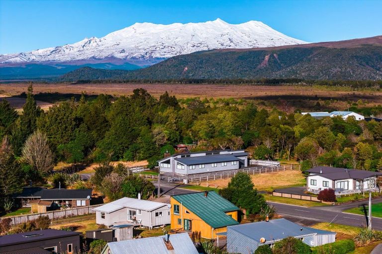 Photo of property in 24 Findlay Street, National Park, Owhango, 3989