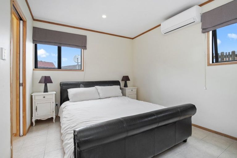 Photo of property in 13 Norfolk Rise, Waiuku, 2123