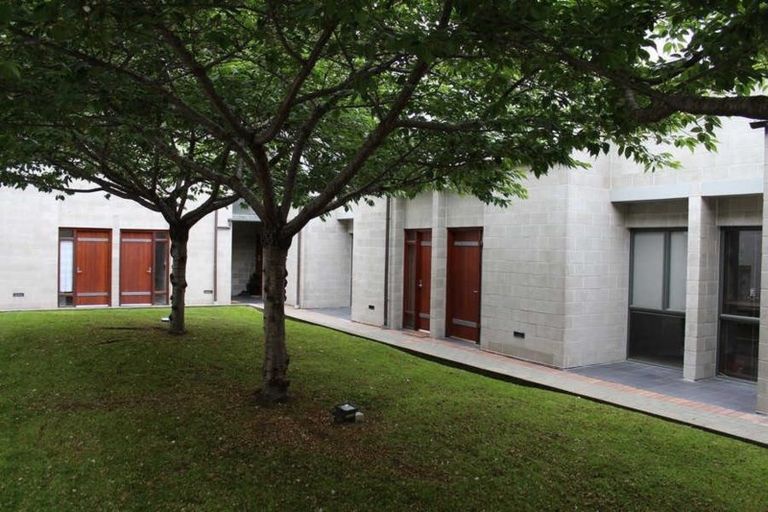 Photo of property in 7/868 Colombo Street, Christchurch Central, Christchurch, 8013