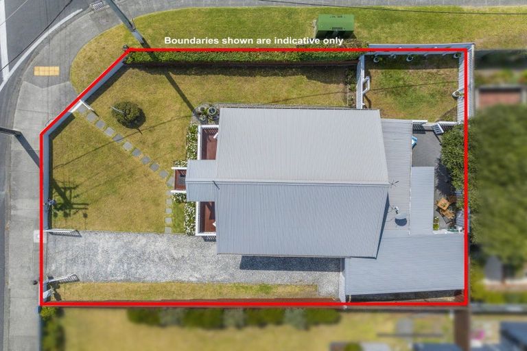 Photo of property in 96 Marine Parade, Paraparaumu Beach, Paraparaumu, 5032