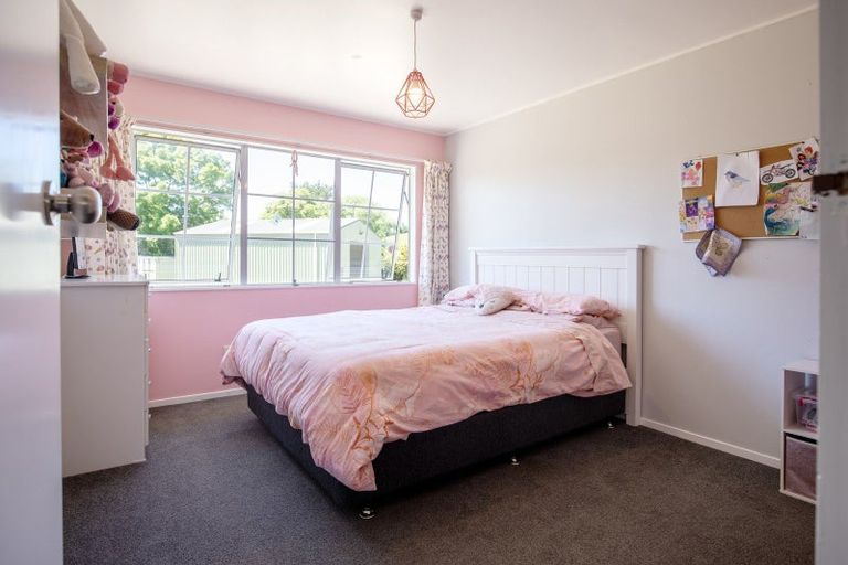 Photo of property in 10 Watts Road, Waipawa, 4210