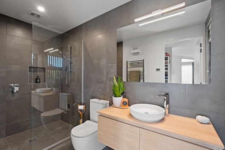 Photo of property in 6 Big Valley Drive, Jacks Point, Queenstown, 9371