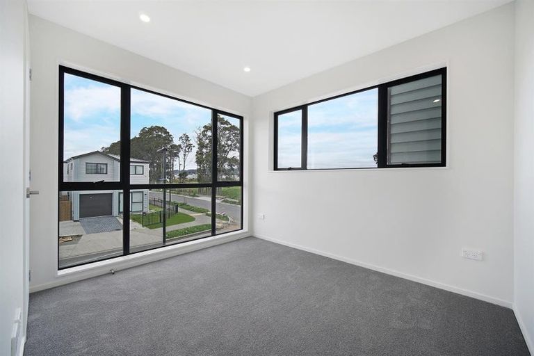 Photo of property in 5 Bei Road, Papakura, 2110