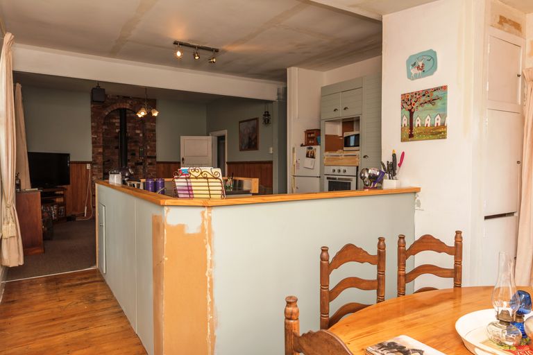 Photo of property in 132 Mcmurdo Street, Tinwald, Ashburton, 7700
