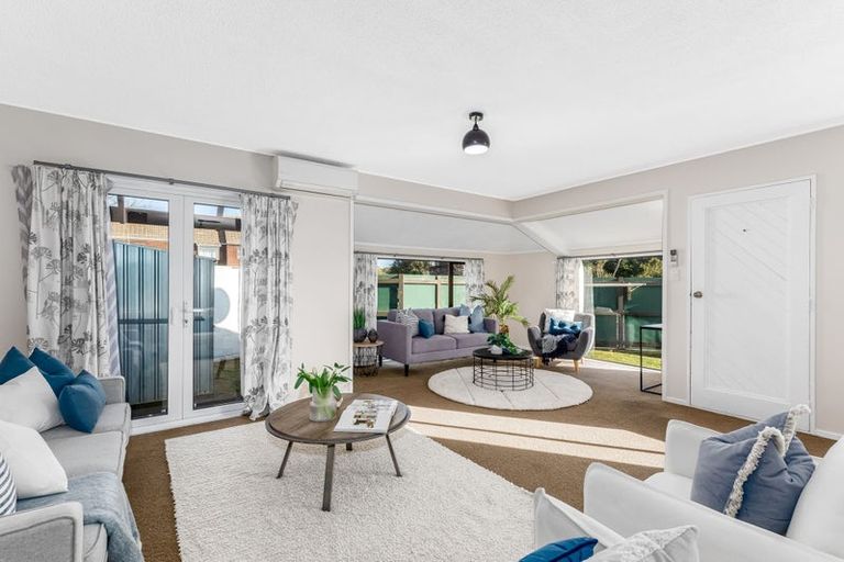 Photo of property in 1/17u Randwick Crescent, Moera, Lower Hutt, 5010