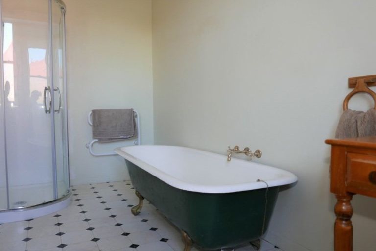 Photo of property in 17 Nairn Street, Spreydon, Christchurch, 8024