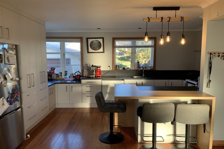 Photo of property in 20 Milton Street, Roslyn, Palmerston North, 4414