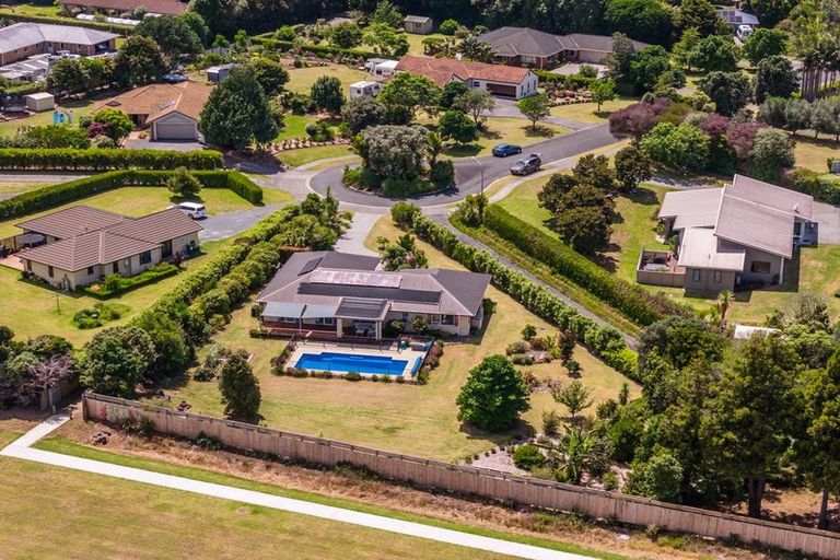 Photo of property in 45 Edkins Road, Kerikeri, 0230
