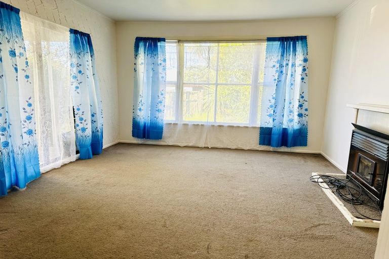 Photo of property in 57 Rathgar Road, Henderson, Auckland, 0610