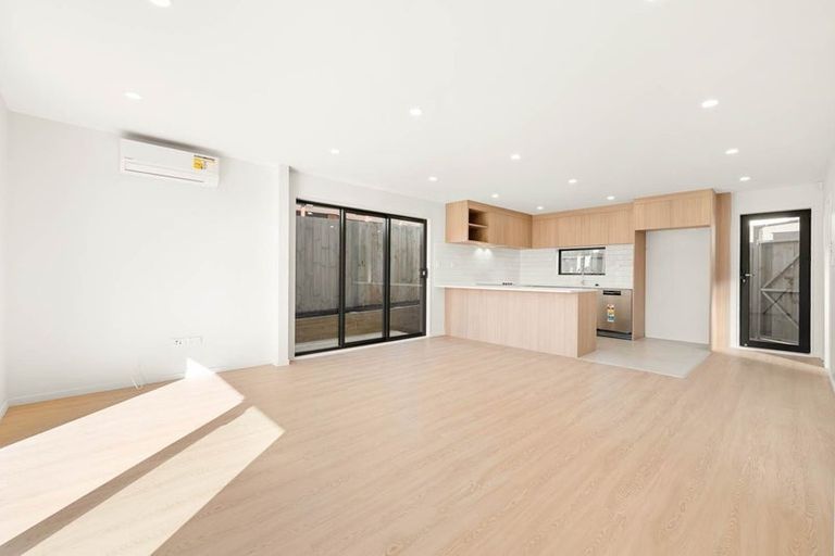 Photo of property in 46a Burswood Drive, Burswood, Auckland, 2013