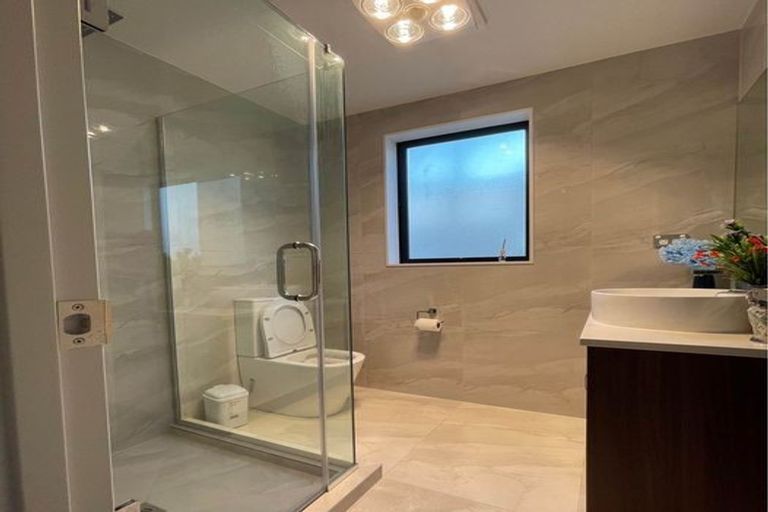 Photo of property in 36 Carrygawley Road, Flat Bush, Auckland, 2019