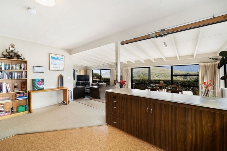 Photo of property in 79 Hensman Road, Queenstown, 9300