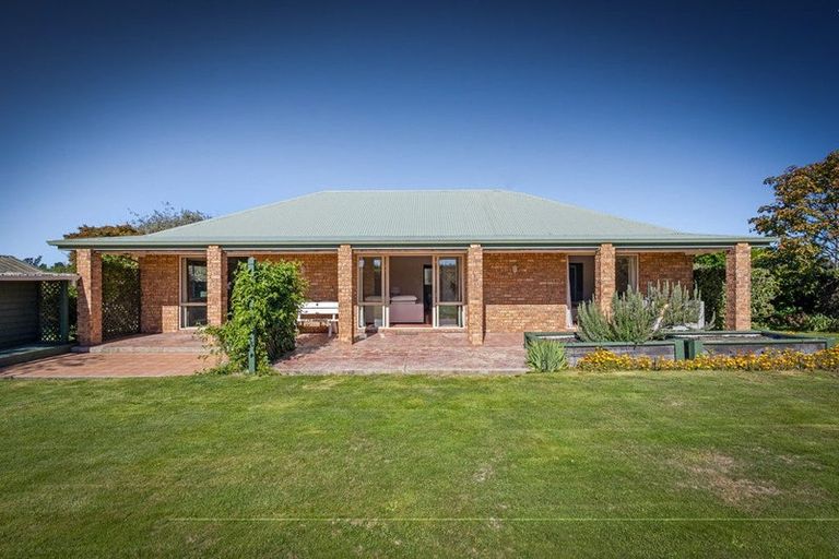 Photo of property in 16 Mcclelland Road, Rolleston, Christchurch, 7675