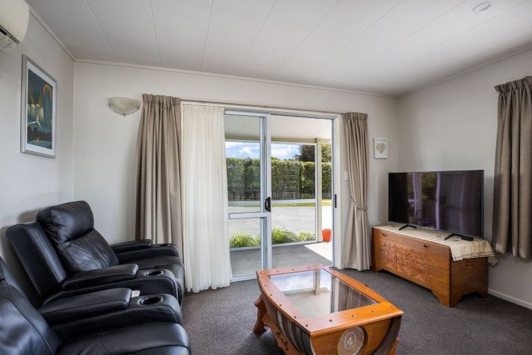 Photo of property in 1279 Egmont Road, Egmont Village, New Plymouth, 4372