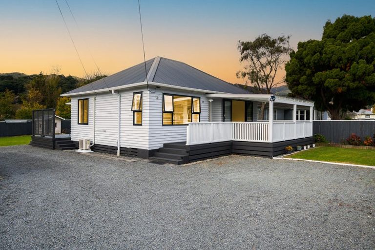 Photo of property in 22 Hyde Street, Wainuiomata, Lower Hutt, 5014